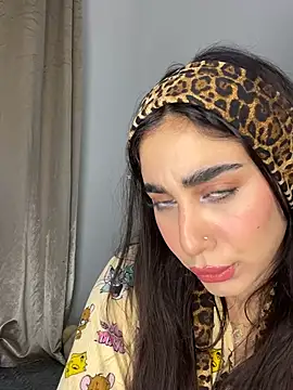 Meryem Queen online show from April 22, 2026, 10:22 pm