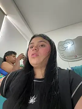 alissonfernandez  online show from March 15, 2025, 5:15 pm