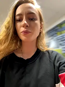  AngelMoon  online show from September 24, 2025, 4:27 am