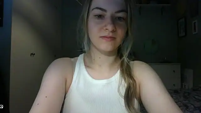 Snapshot of ROSIEx_sweet chatting on May 5, 2026, 7:05 am ROSIEx sweet online show from May 5, 2026, 7:05 am
