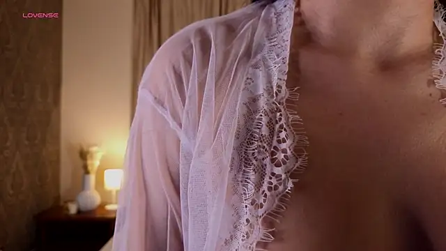 UdelaAshfield online show from February 20, 2025, 4:14 pm