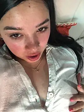 Julieta 333 online show from September 13, 2025, 3:45 pm