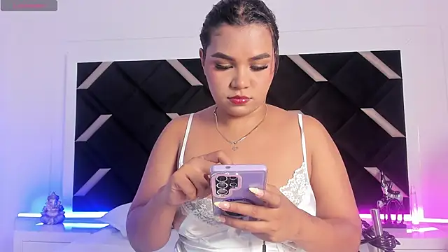 Snapshot of Carolina_Evanss chatting on July 22, 2026, 4:15 am Carolina Evanss online show from July 22, 2026, 4:15 am