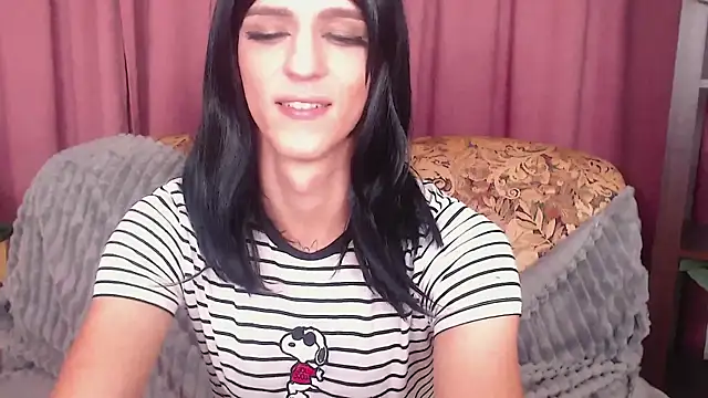  CRYSTAL tgirl online show from December 5, 2024, 3:17 pm