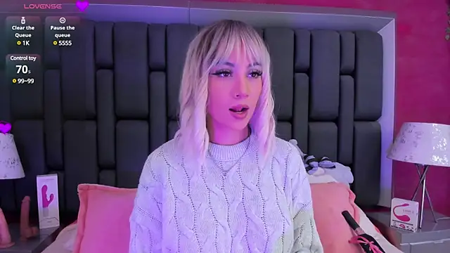 MadissonRey online show from January 20, 2025, 1:42 pm