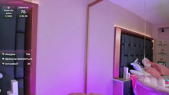 MadissonRey online show from February 28, 2025, 5:15 pm