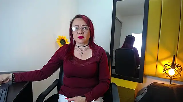 Lupiita223 online show from November 29, 2025, 12:52 pm