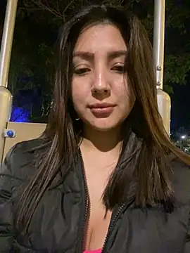 licky lu online show from January 20, 2025, 4:21 am