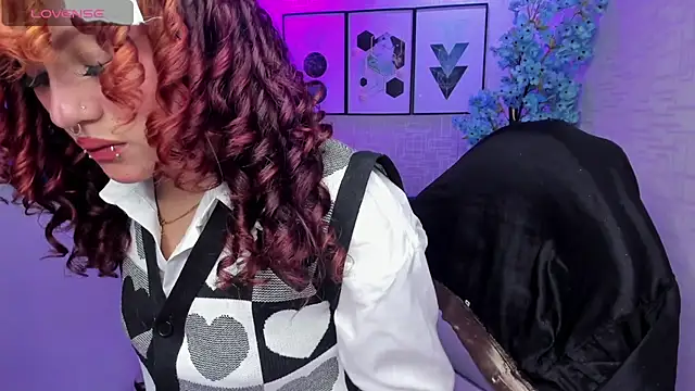 Theia moon online show from December 1, 2025, 1:49 pm