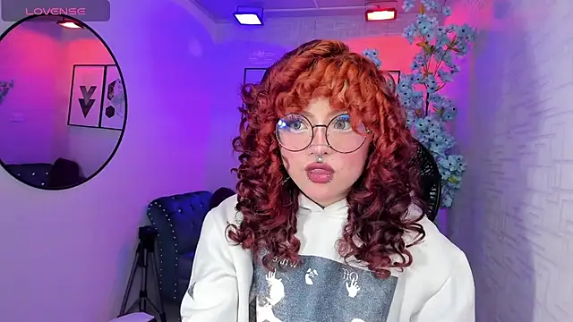 Theia moon online show from December 18, 2025, 1:39 pm