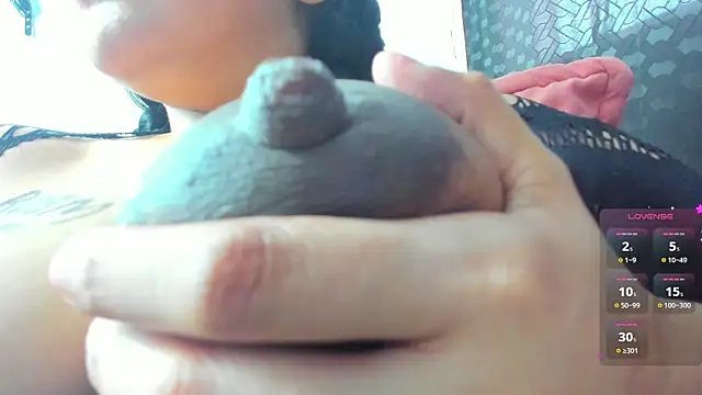 Venus Blackk online show from January 7, 2025, 8:31 pm