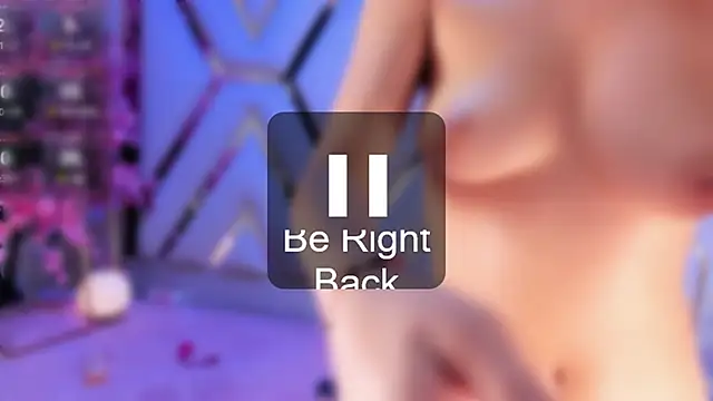 Parismorelli1 online show from March 4, 2025, 5:53 am