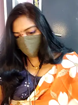 RomeoJuliet345 online show from February 8, 2026, 11:24 am