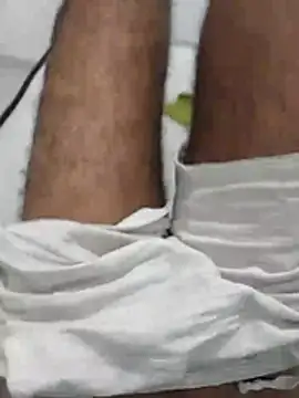 Leleko1997 online show from December 1, 2025, 2:11 pm