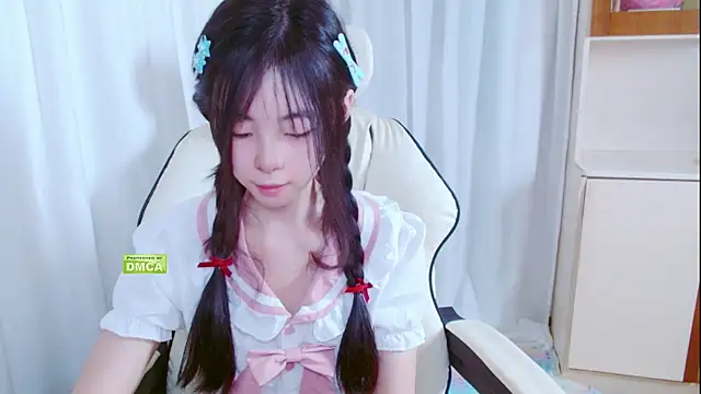 xiyao1314 online show from October 16, 2025, 1:39 am