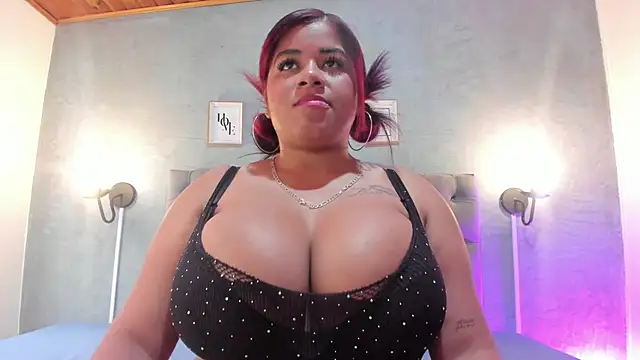 MeridaLane online show from September 18, 2025, 2:08 pm