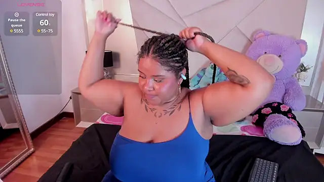 RAVENDIPAUL online show from December 13, 2024, 11:17 pm