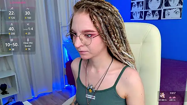 VioletShine online show from March 19, 2025, 3:51 pm