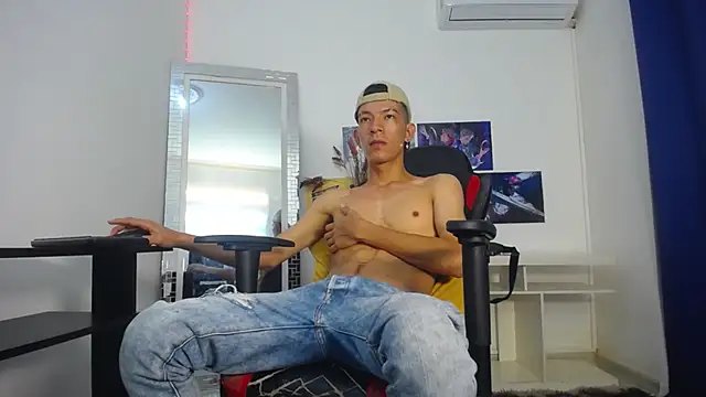 Snapshot of Favel_Gomez7 chatting on March 22, 2025, 10:59 pm Favel Gomez7 online show from March 22, 2025, 10:59 pm