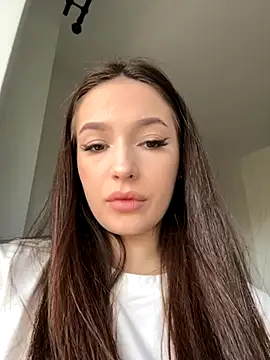 VixenAmour online show from October 1, 2025, 6:08 am