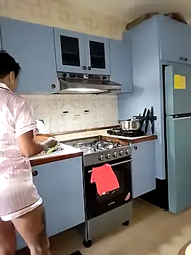 Alison fitness online show from November 26, 2025, 11:11 am