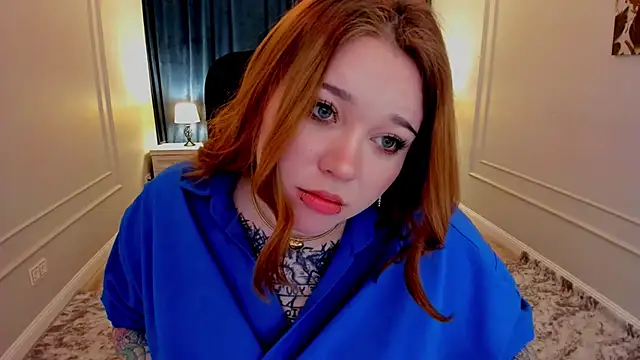 MoonLghte online show from February 13, 2025, 7:42 pm