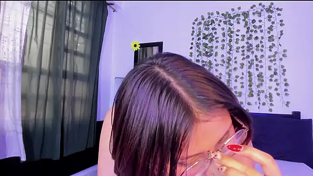 Noellesable online show from January 7, 2025, 8:21 pm