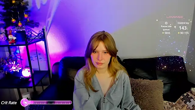 EvaStevs online show from December 20, 2024, 6:13 pm