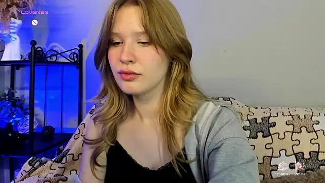 EvaStevs online show from January 15, 2025, 7:44 pm