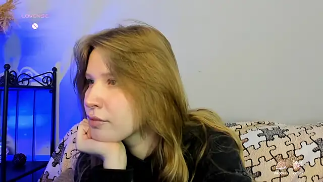 EvaStevs online show from January 16, 2025, 8:36 pm