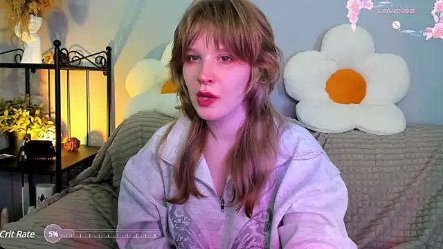 EvaStevs online show from February 6, 2025, 11:48 pm