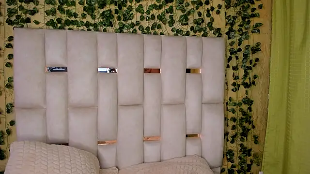 jenifer  power10 online show from January 28, 2025, 3:14 pm