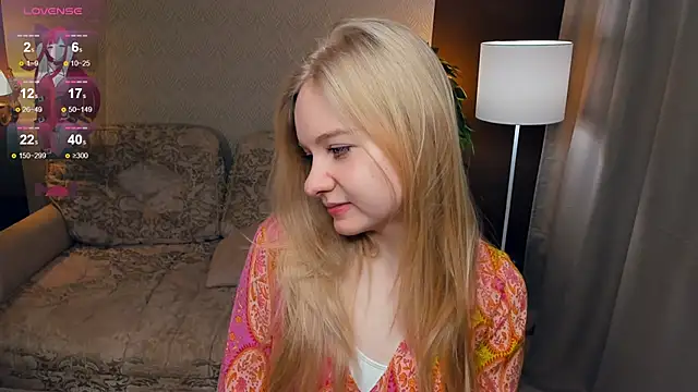 OdelinaFicken online show from March 17, 2025, 8:40 am