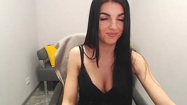 Angelina Clarks online show from January 27, 2025, 4:33 pm