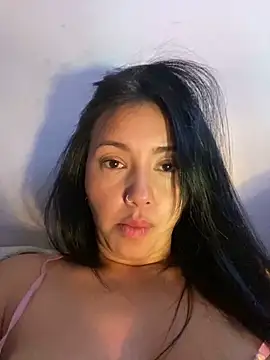 sweet kitty0110 online show from January 20, 2025, 6:42 am