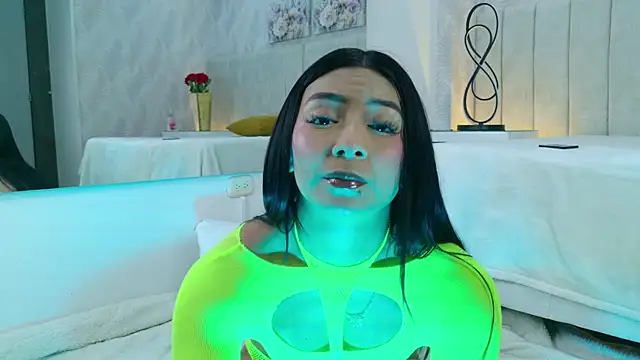 MeganCruzGB online show from April 10, 2026, 12:32 pm