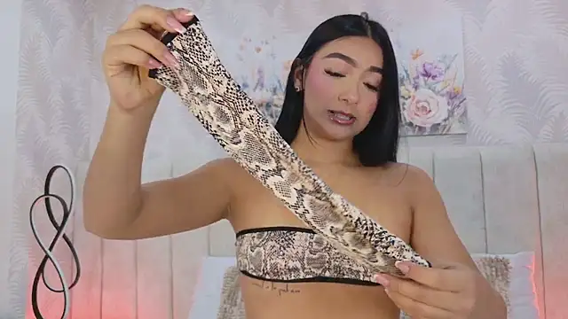 MeganCruzGB online show from April 17, 2026, 12:30 pm