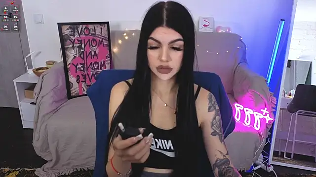 Tiffany lab online show from October 16, 2025, 8:59 am