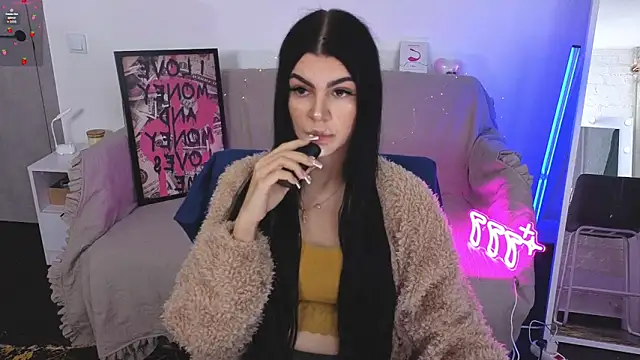 Tiffany lab online show from October 27, 2025, 10:19 am