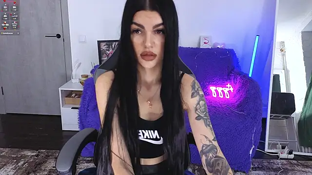 Tiffany lab online show from November 30, 2025, 9:46 am