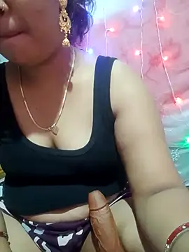 Super-Couple online show from November 7, 2025, 12:32 am