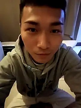 chiata410 online show from March 6, 2025, 12:09 pm