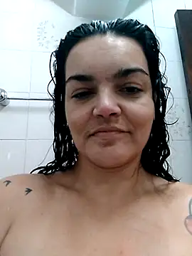 escritorasafada online show from February 21, 2025, 4:05 pm