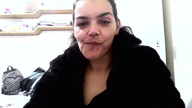 escritorasafada online show from September 14, 2025, 3:16 am