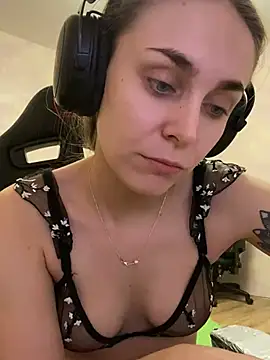 Burning girlss online show from December 30, 2024, 1:26 am