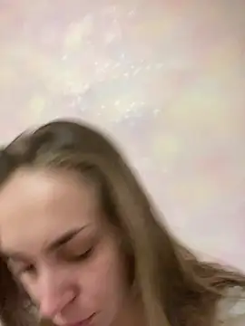 Burning girlss online show from January 16, 2025, 10:44 pm