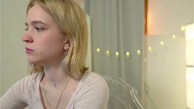 lolly pie online show from December 10, 2024, 3:12 pm