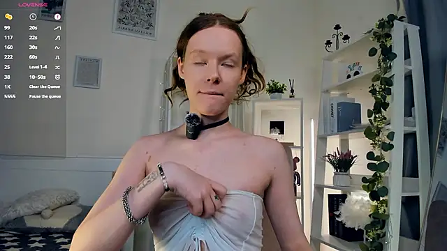 ZaraBluitt online show from March 13, 2026, 8:43 am