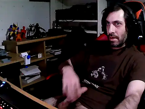 johnwood88 online show from November 12, 2025, 5:41 am