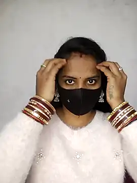 Choclet bhabhi online show from January 12, 2025, 9:40 am